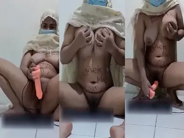 Bokep Jilbab Jameela Aksi Wikwik Pakai Mukena Kost poster