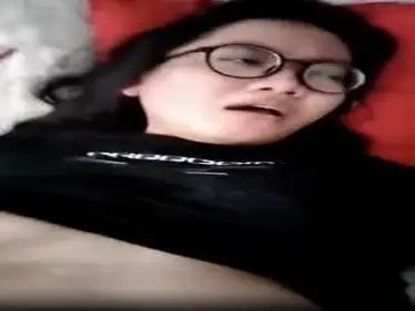 Gadis Guru Cantik Pasrah Goyang Kasur Kost poster